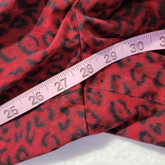 Talbots Dark Red Signature Cropped Side Zip Leopard Print Pants Size 16 - Picture 11 of 11